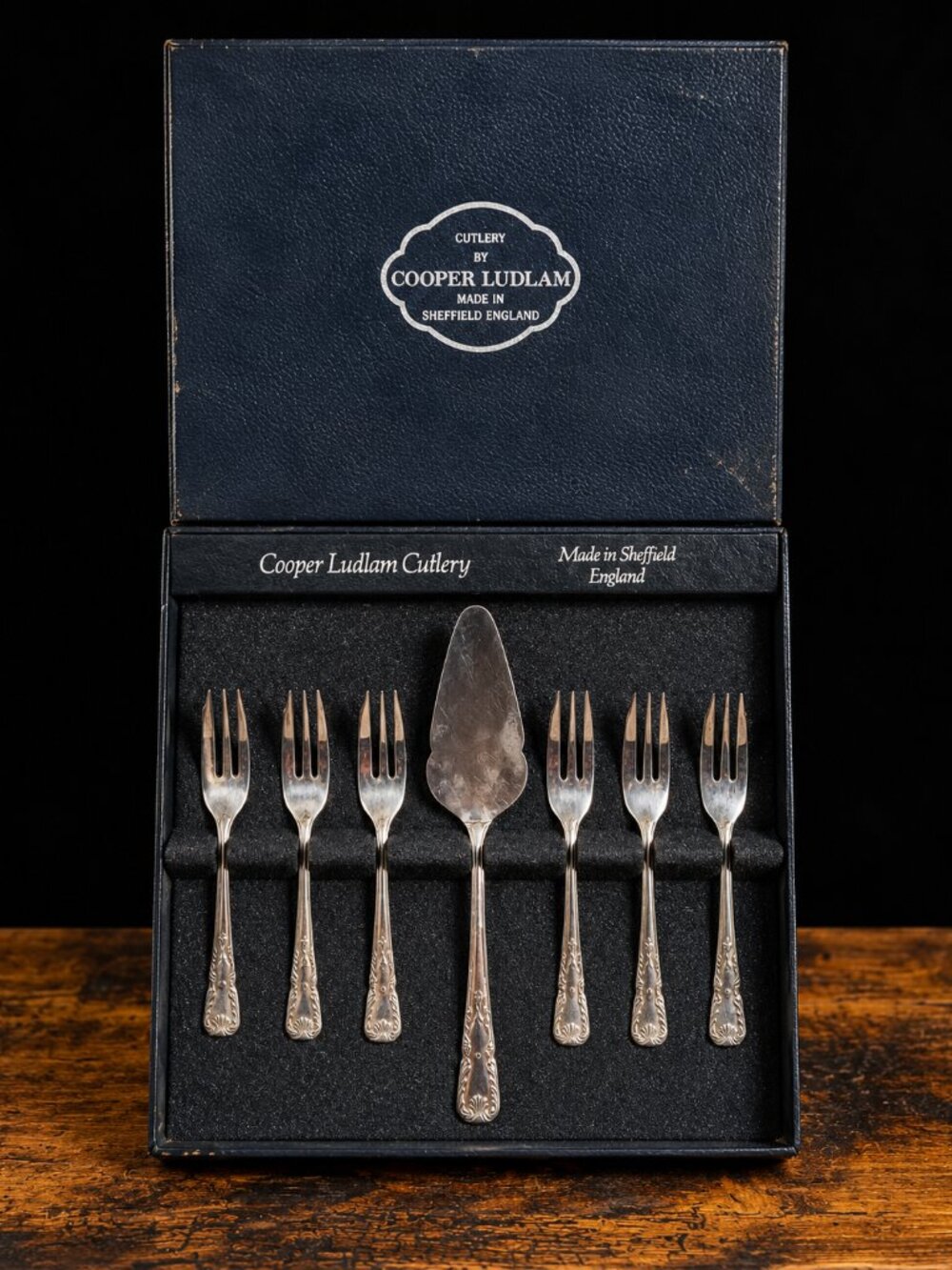 Vintage Cooper Ludlam Sheffield Dessert Forks Cake Server Set Boxed